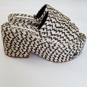 Zara Trafaluc Chunky Platform Sandals